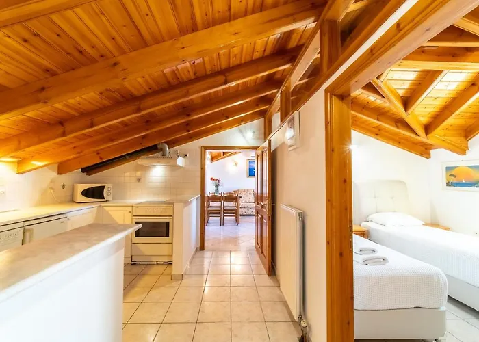 St Nicholas A5 Superior One 2 * Dafnila