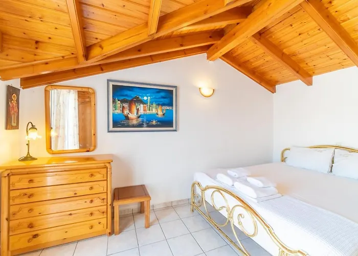 St Nicholas A5 Superior One 2 Apartment Dafnila